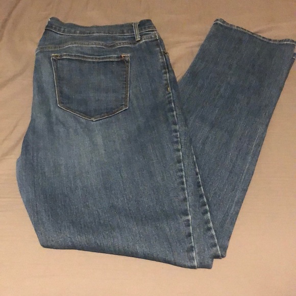 Old Navy Denim - Old Navy Mid-Rise Curvy Jeans